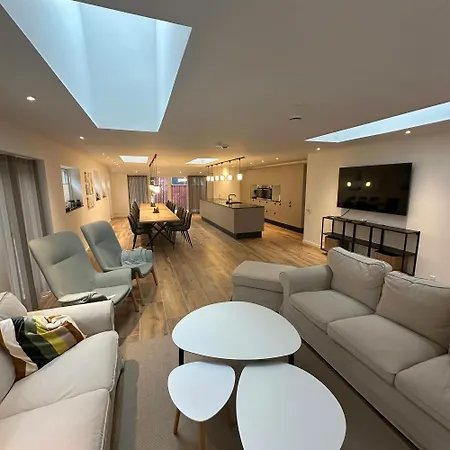 Spacious By Asserbo Forest *