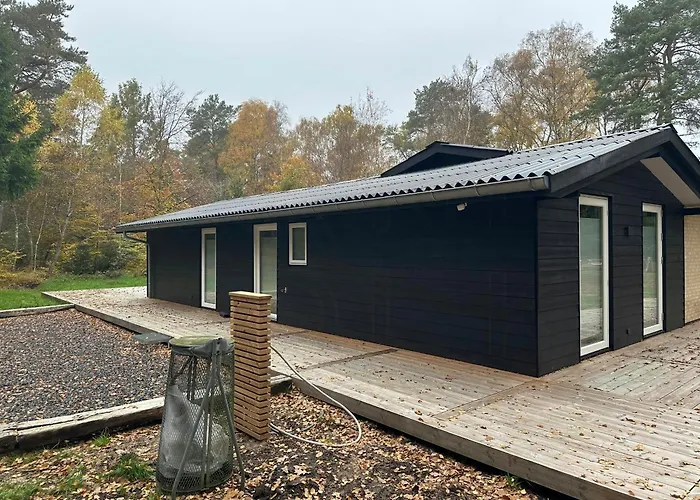 Casa de Férias Rummeligt Sommerhus Ved Asserbo Plantage *