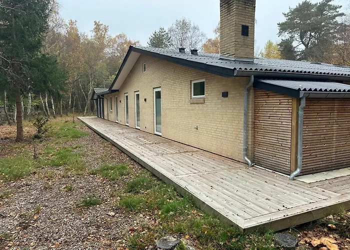 Casa de Férias Rummeligt Sommerhus Ved Asserbo Plantage Frederiksværk